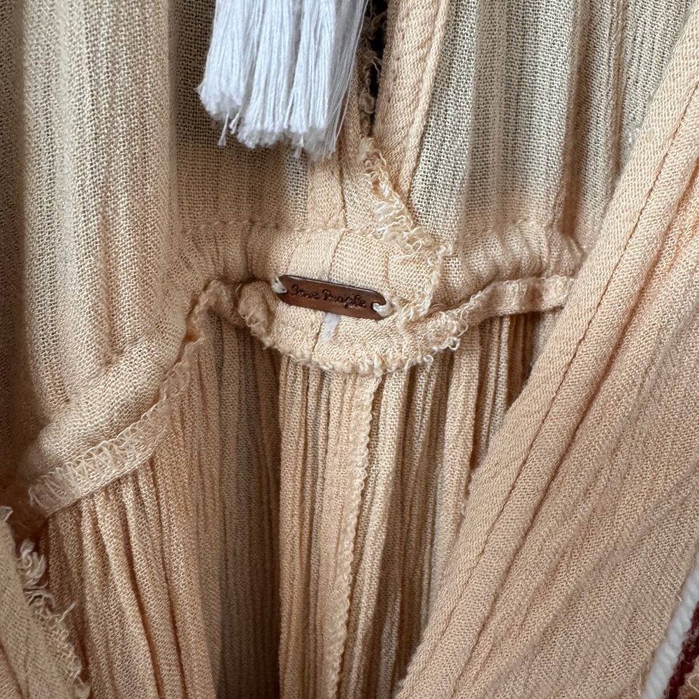 Free People dress, tan, size Large, mid-length for someone who is tall… - Picture 3 of 3